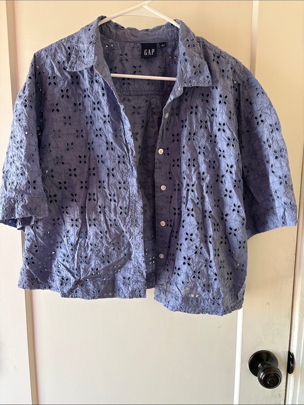 GAP Lavender Eyelet Crop Button-Up Top